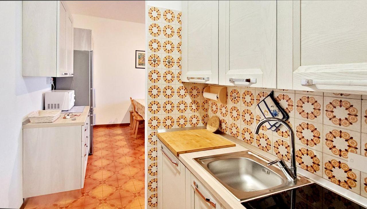 Mountain View Charming Apartment Moggio  Екстер'єр фото