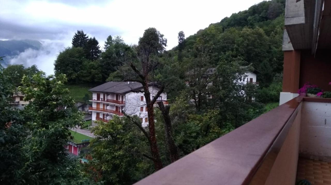 Mountain View Charming Apartment Moggio  Екстер'єр фото